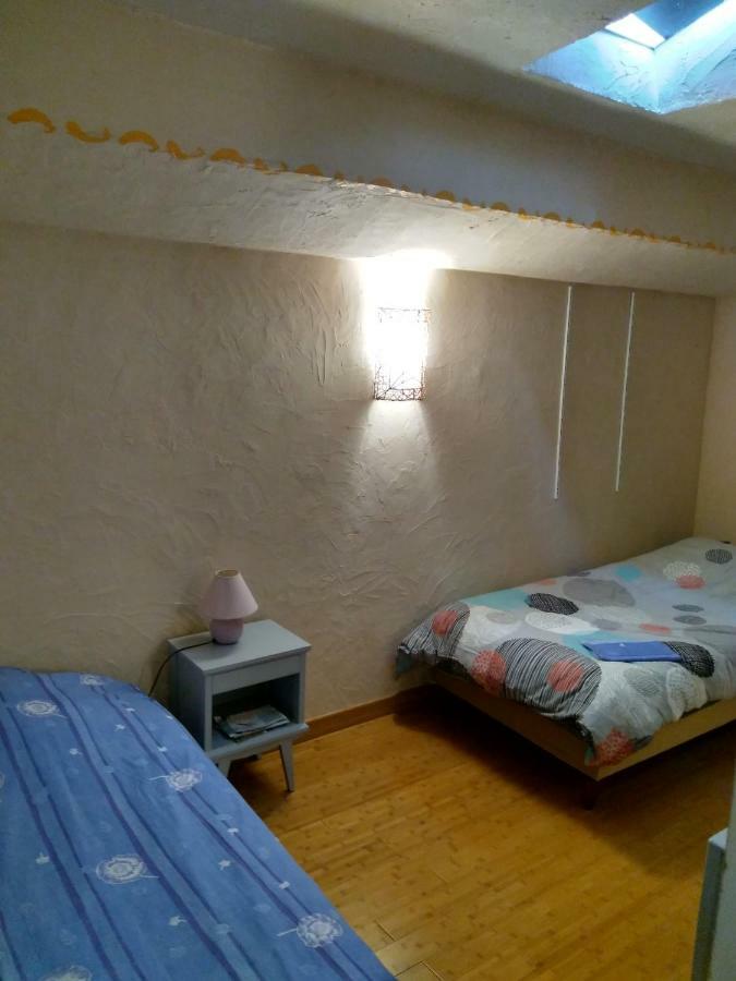 Appartement au calme Centre Ville à 2 pas du vieux marché La Rochelle  Extérieur photo